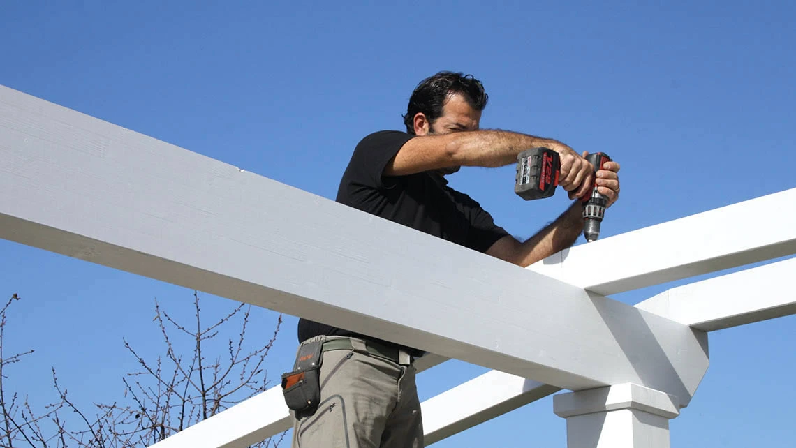 Chi Siamo proverbio_outdoor_design_legno_montaggio